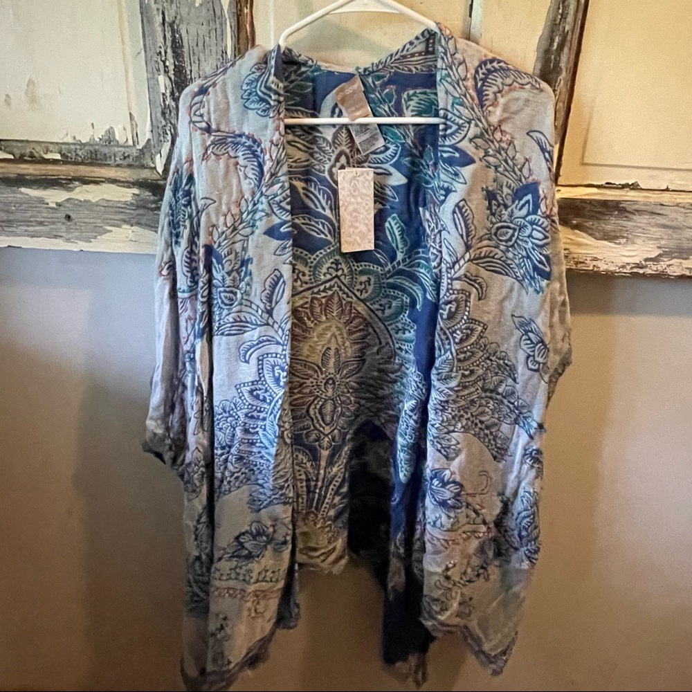 Chicos reversible ruana cover up - Picture 8 of 8